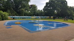 20160707 General View of Pool