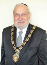 Photograph of Mayor Alan Plancey, November 2020- May 2021 wearing chains of office