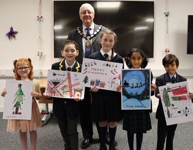 ﻿Children from primary schools across the borough have been spreading Christmas cheer with their festive designs.